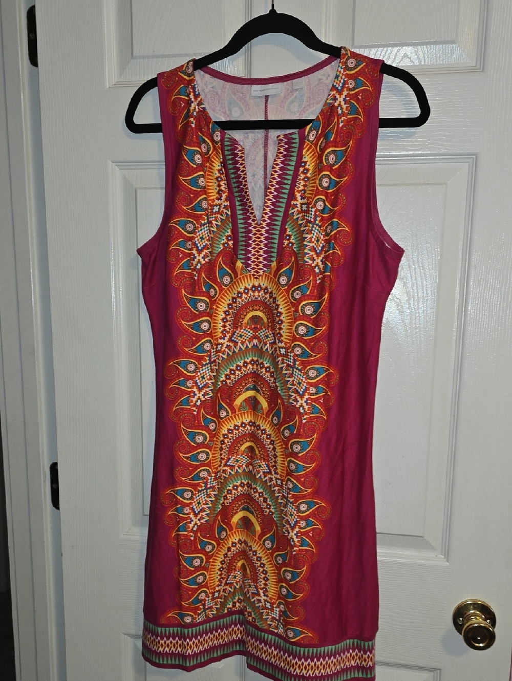 New York & Companyβ Magenta Midi Dress with Multicolor Tribal Print